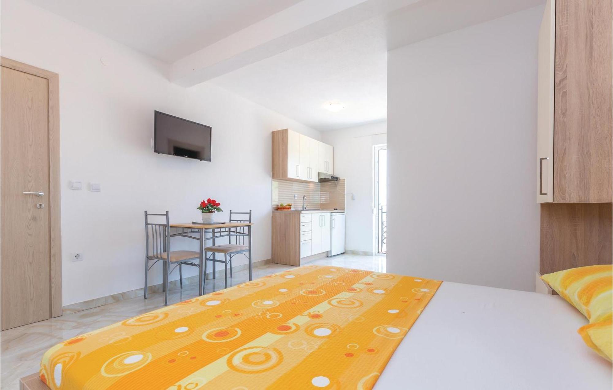 Nice Studio In Krvavica With Kitchen 외부 사진